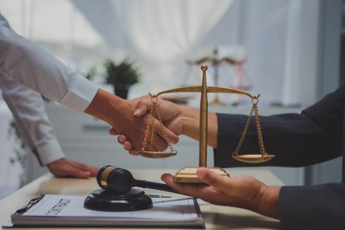 Charlotte semi-truck accident lawyer, semi-truck accident lawyer in Charlotte, personal injury lawyer, LawyerPower Charlotte semi-truck accident lawyer.