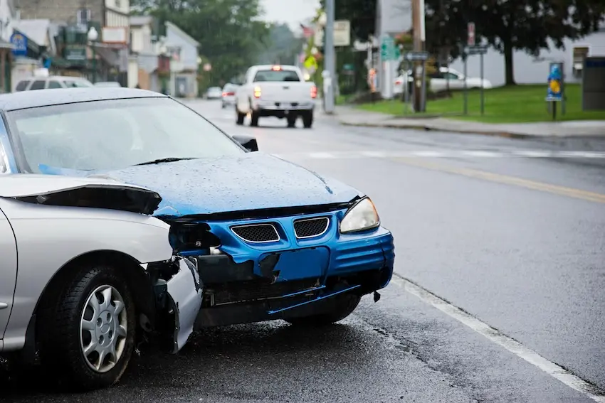 Two vehicles after a disputed fault car accident in North Carolina at an intersection